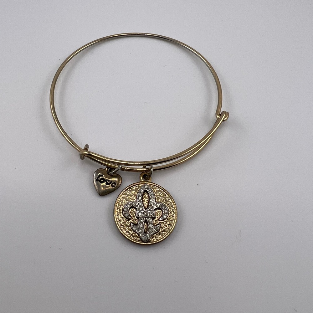 Fleur De Lis Bangle